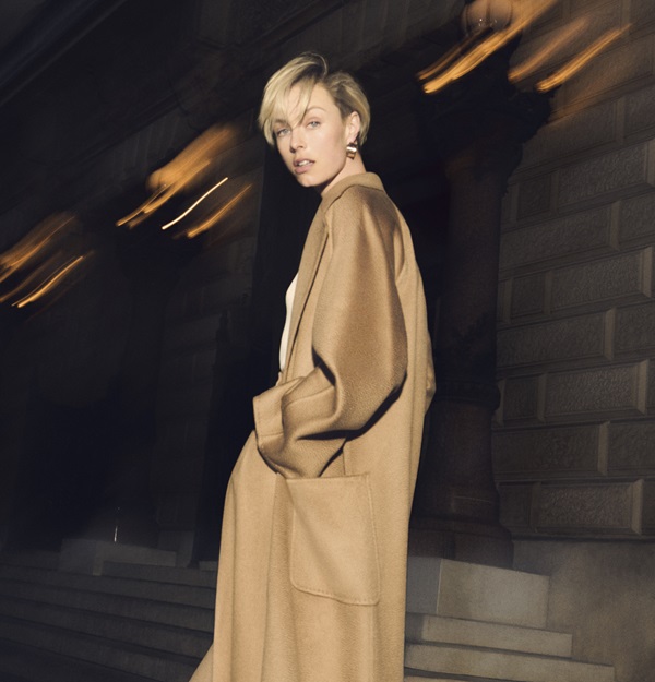 リュドミラ アイコンコート