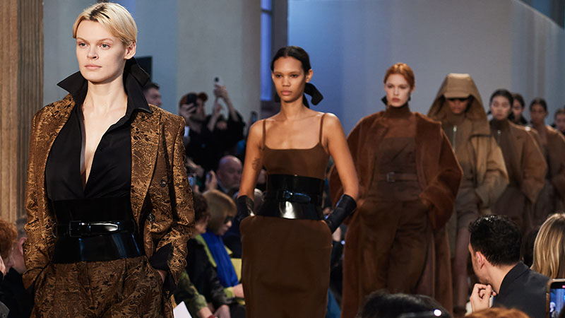 Max Mara Fall Winter 2023 Runway Show – The Camelocracy