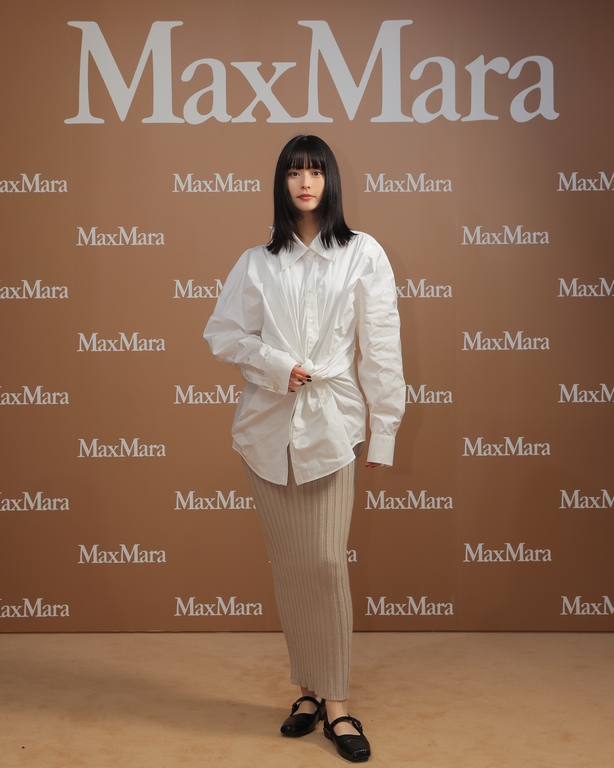Hikaru Yokota Max Mara