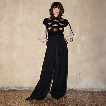 Max Mara Japan - マックスマーラ公式サイト